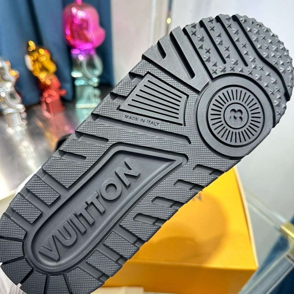 LV Trainer Maxi Black Sneakers