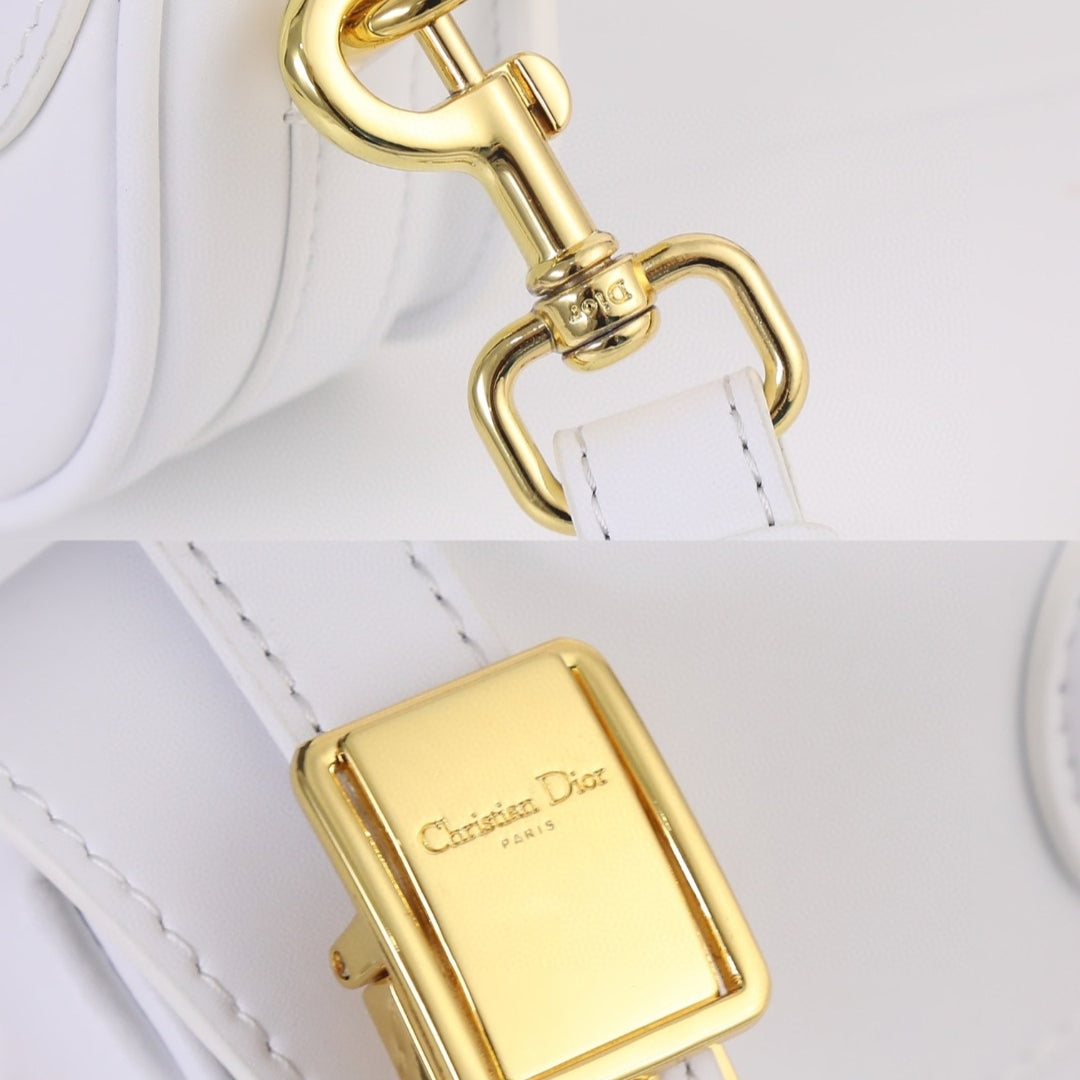 Dio Bobby West-East Small Matte White 22cm Bag