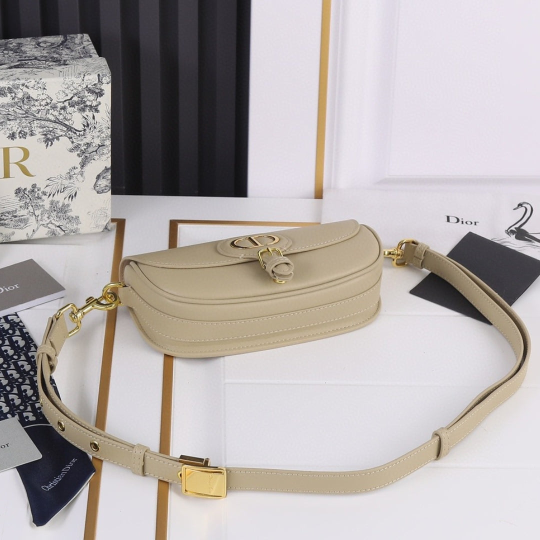 Dio Bobby West-East Small Matte Beige 22cm Bag