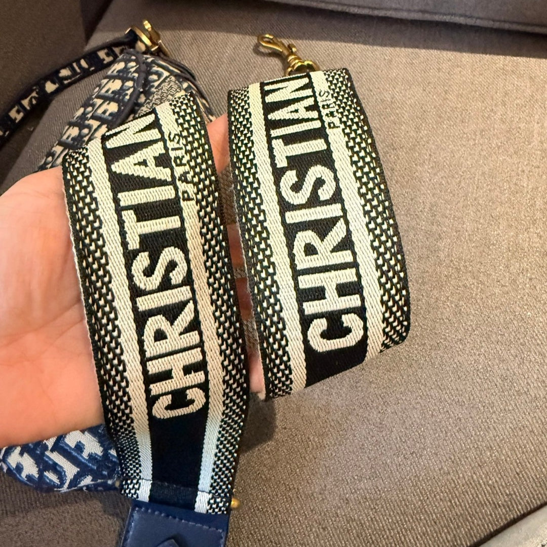 Bolsa Dio Saddle Pequena Canzas Oblique Azul 25cm