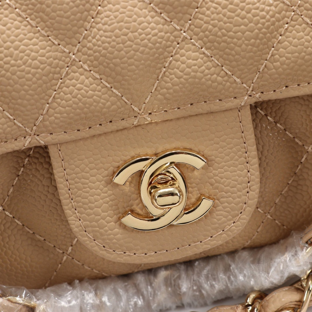 CHN Classic Bag with Beige and Gold Details 25cm