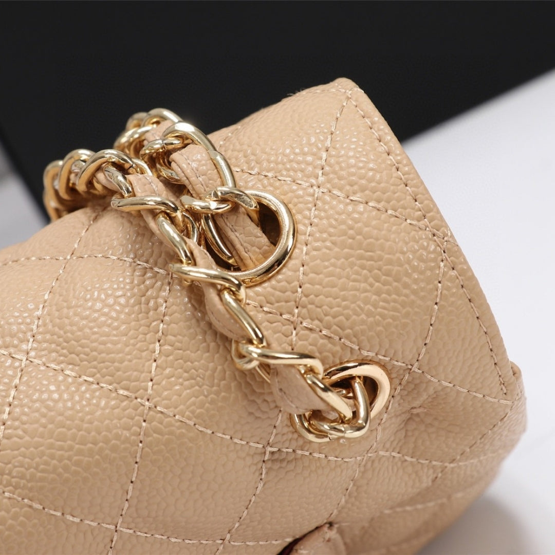 CHN Classic Bag with Beige and Gold Details 25cm