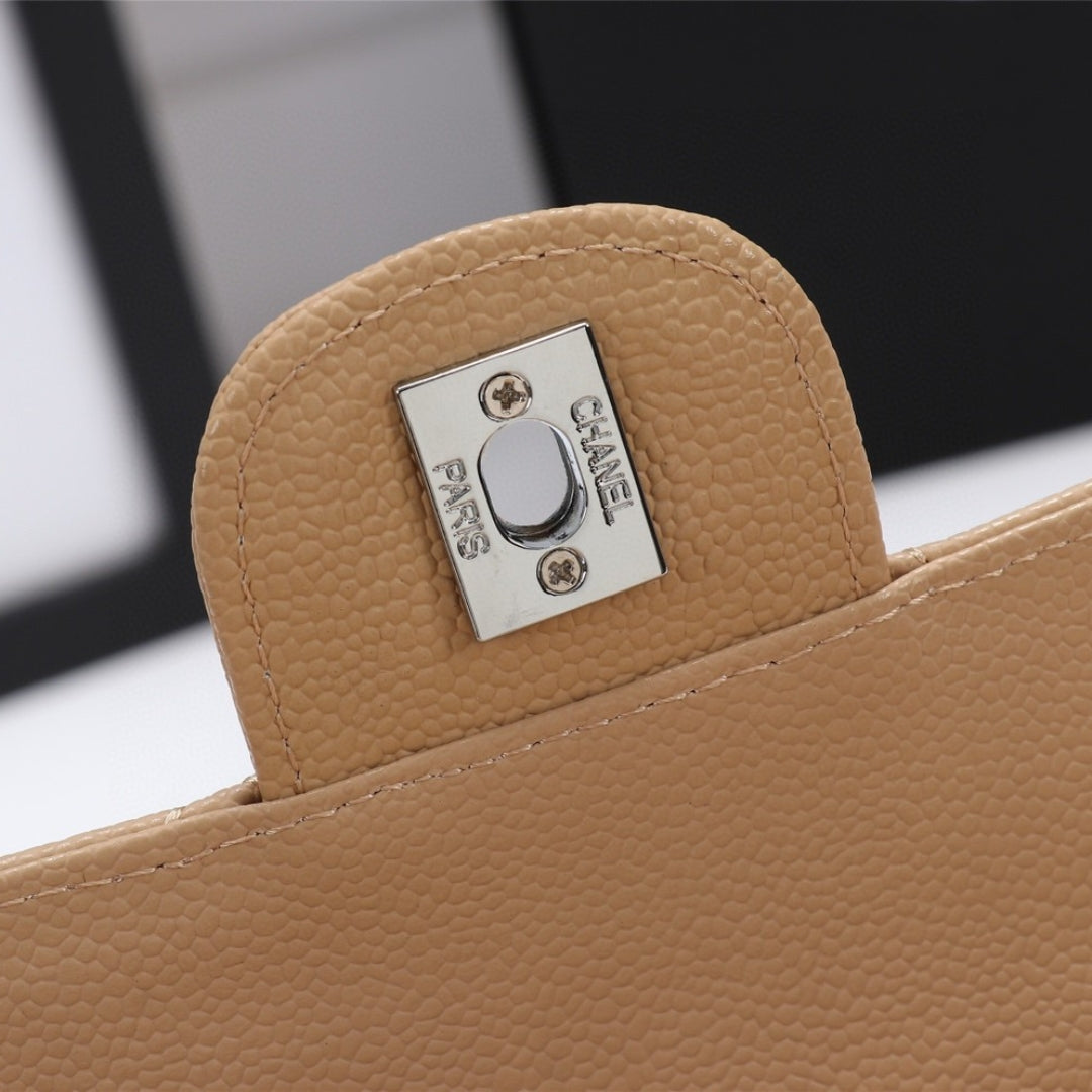 CHN Classic Bag Beige with silver details 25cm