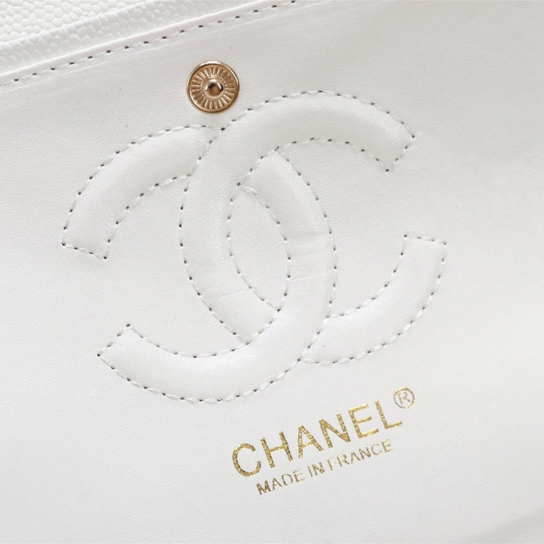 CHN Classic Bag with White and Gold Details 25cm