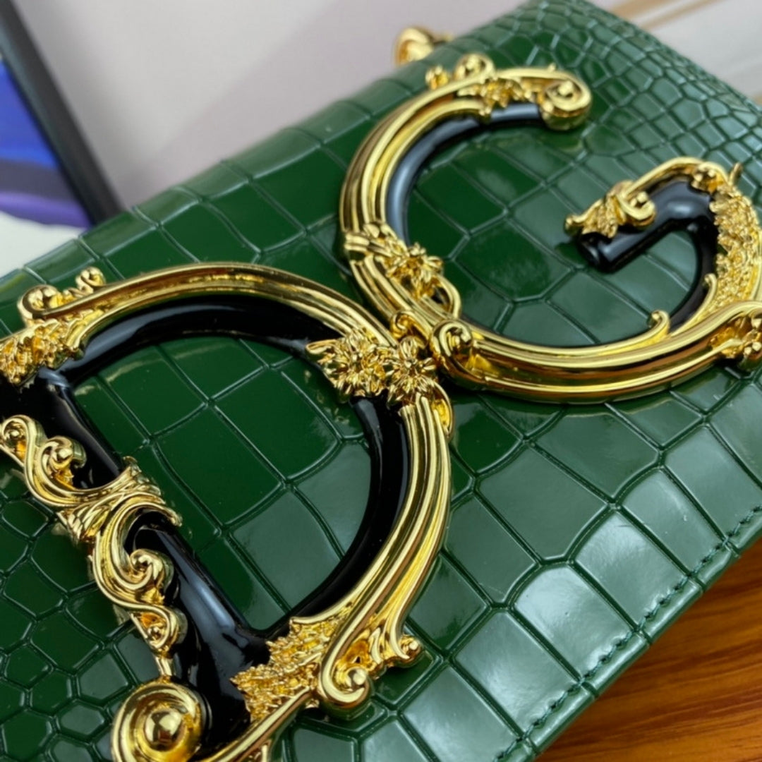 DG Girls Green Crossbody Bag with Details 21cm