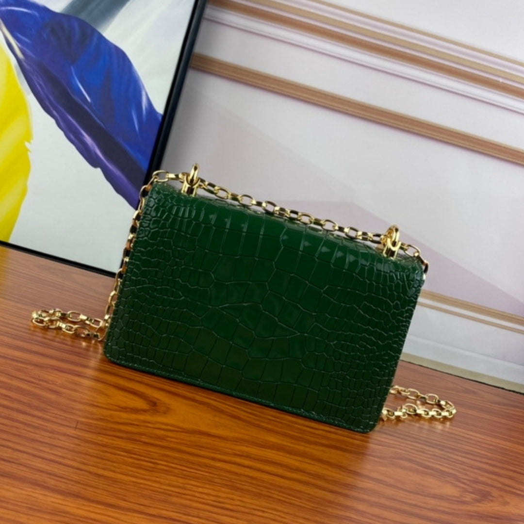 DG Girls Green Crossbody Bag with Details 21cm