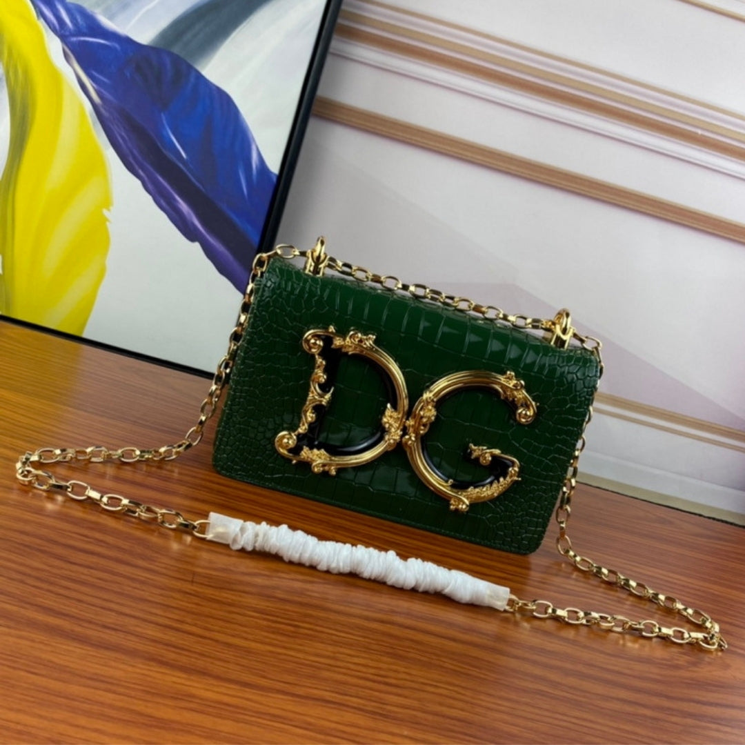 DG Girls Green Crossbody Bag with Details 21cm