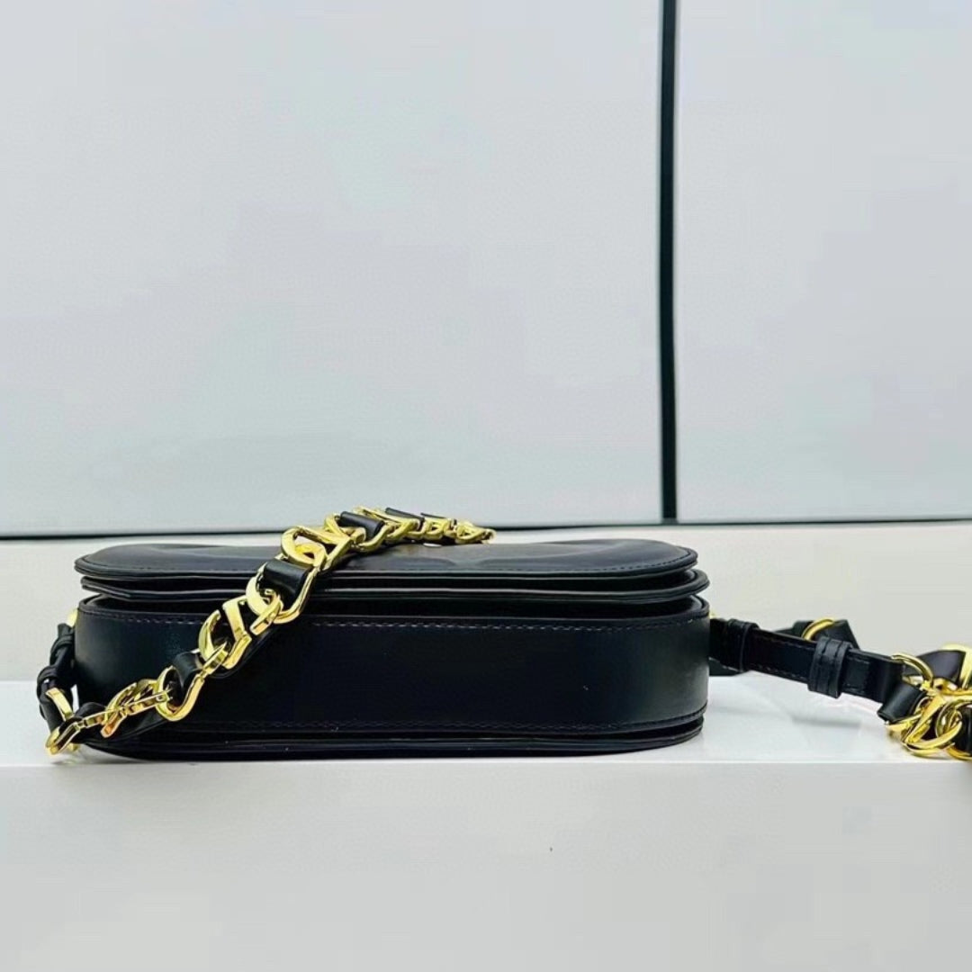 Dio Signature Black Bag 19cm