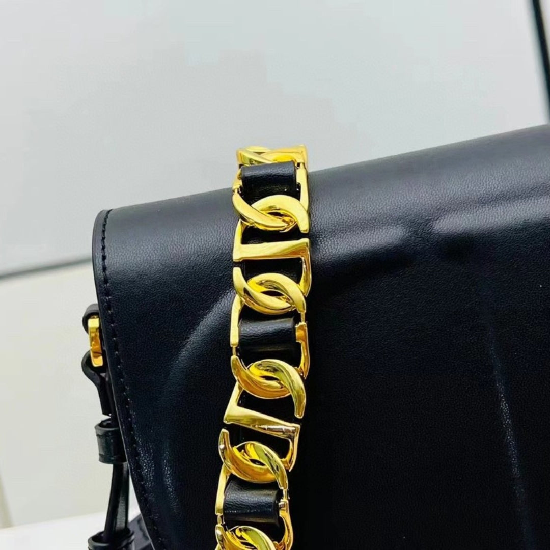 Dio Signature Black Bag 19cm
