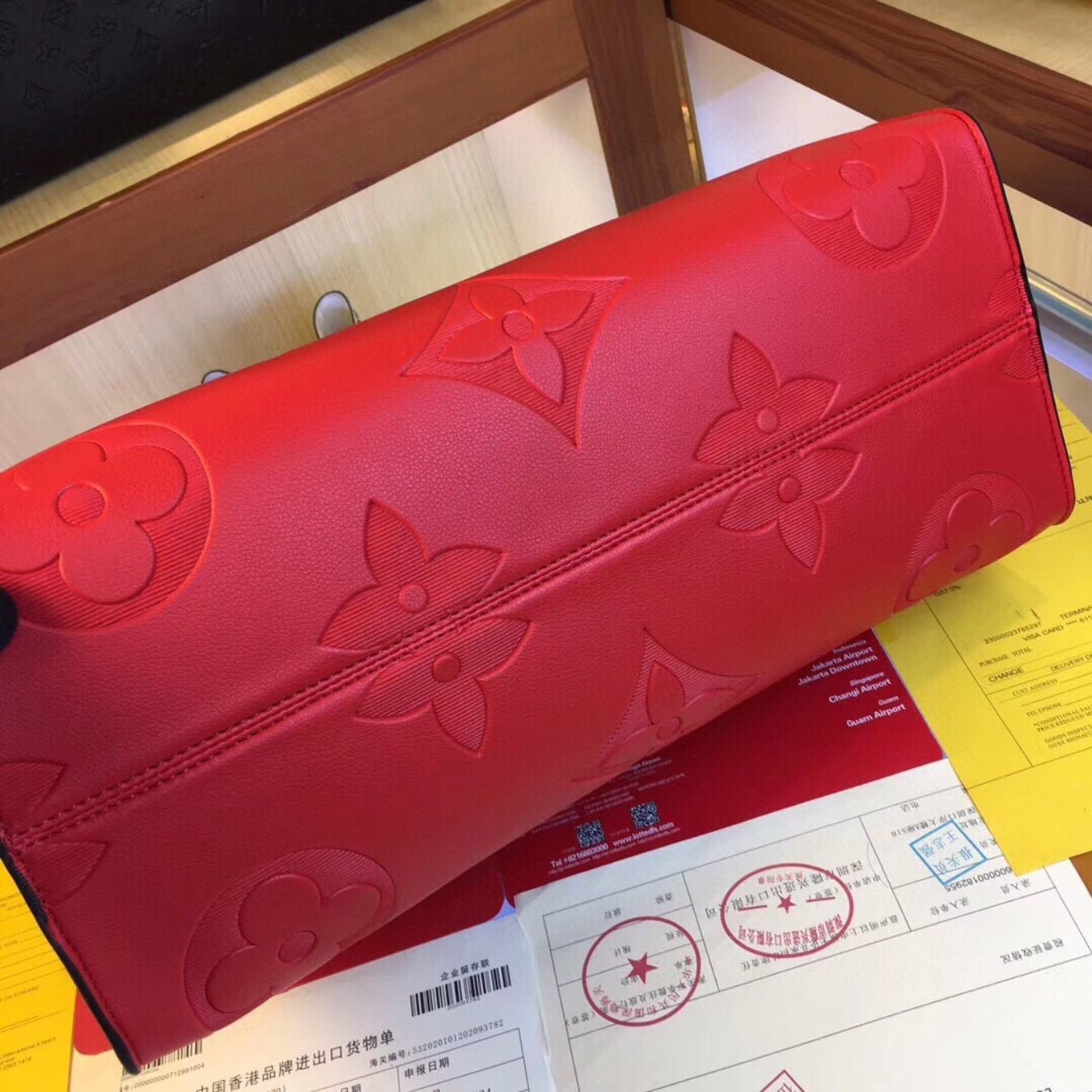 LV On The Go Bag Red Leather 41cm Large