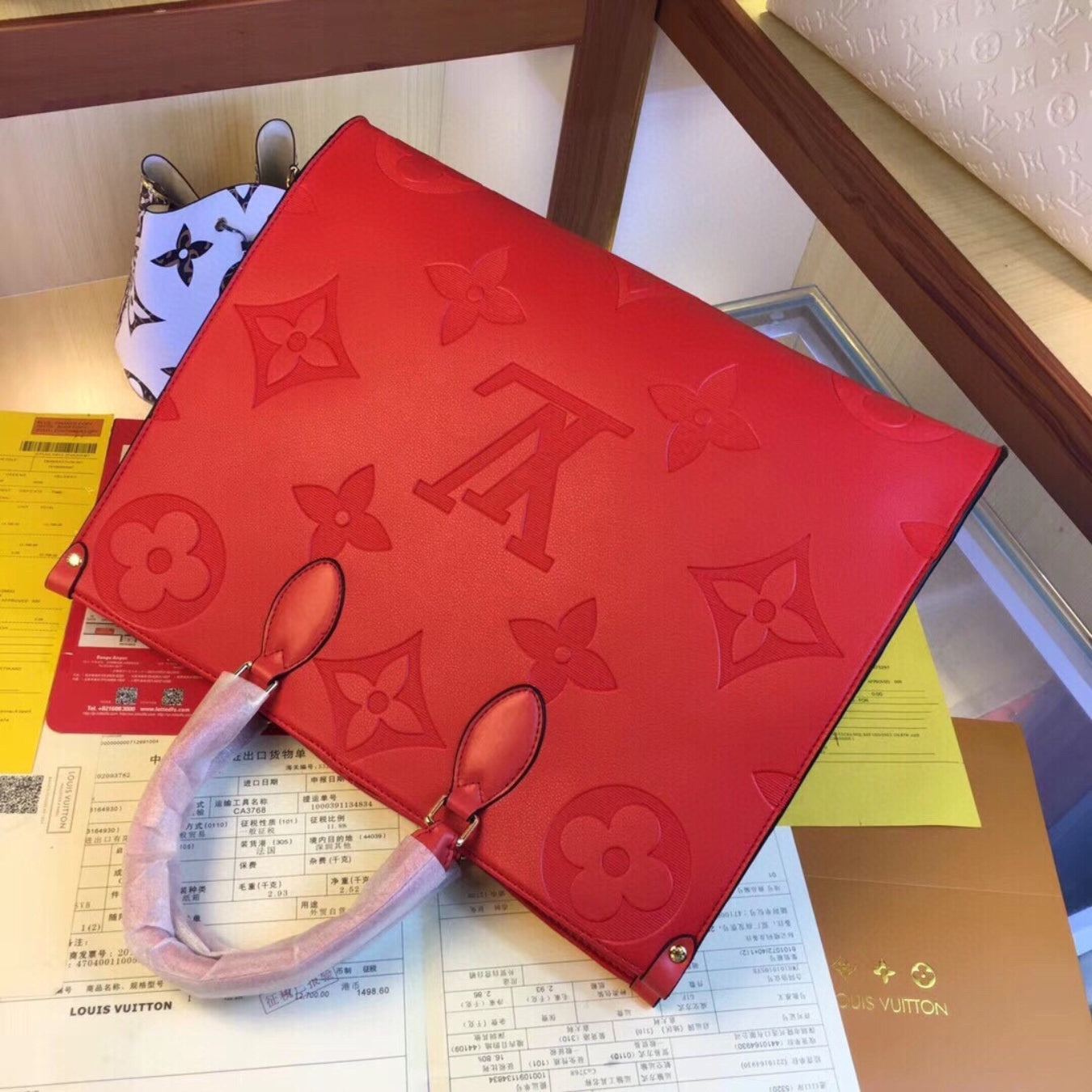 LV On The Go Bag Red Leather 41cm Large