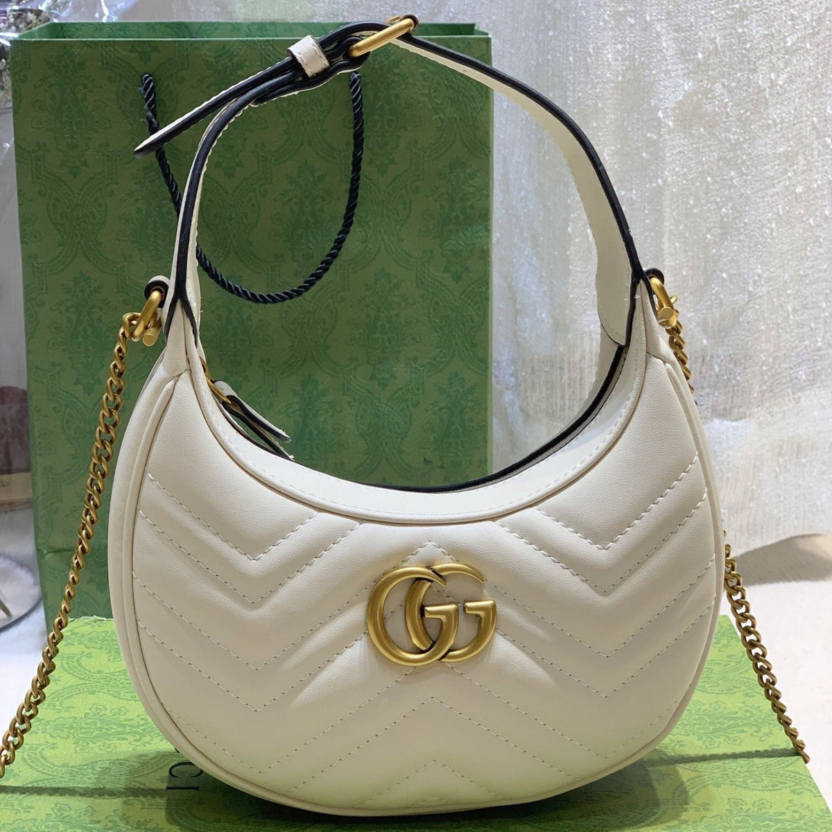 GG Marmont Mini half-moon bag White 21cm