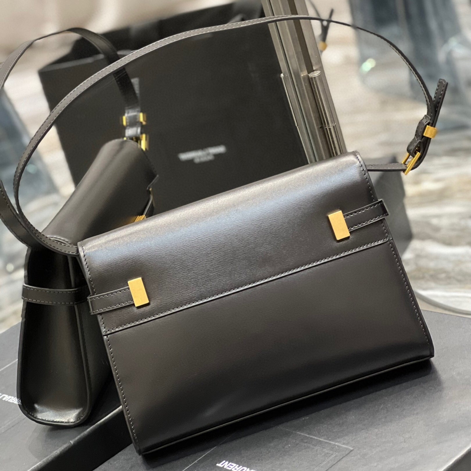 Bolsa YSL Manhattan Preta pequena