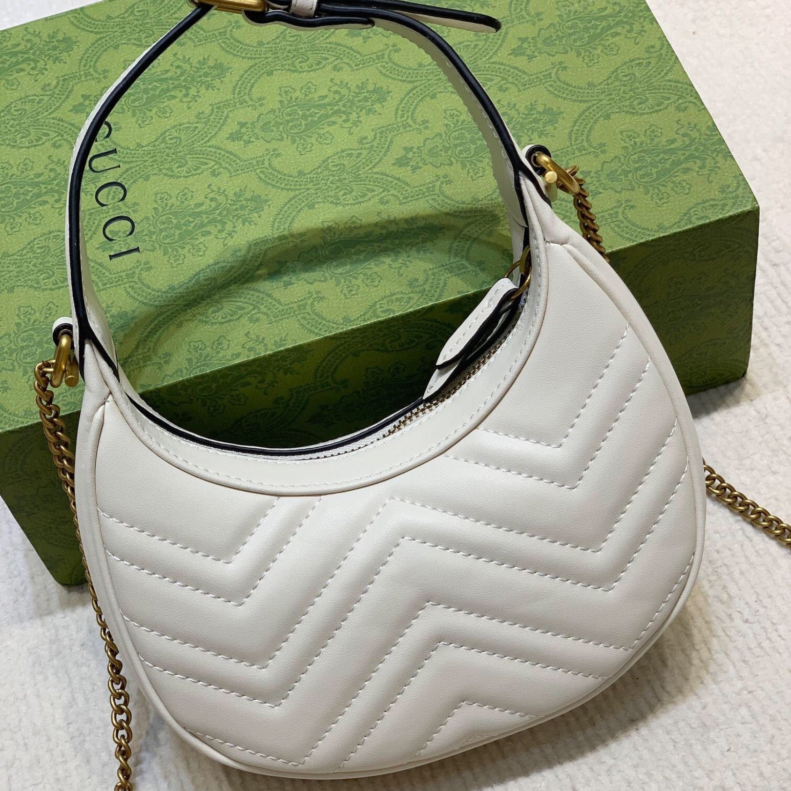 GG Marmont Mini half-moon bag White 21cm