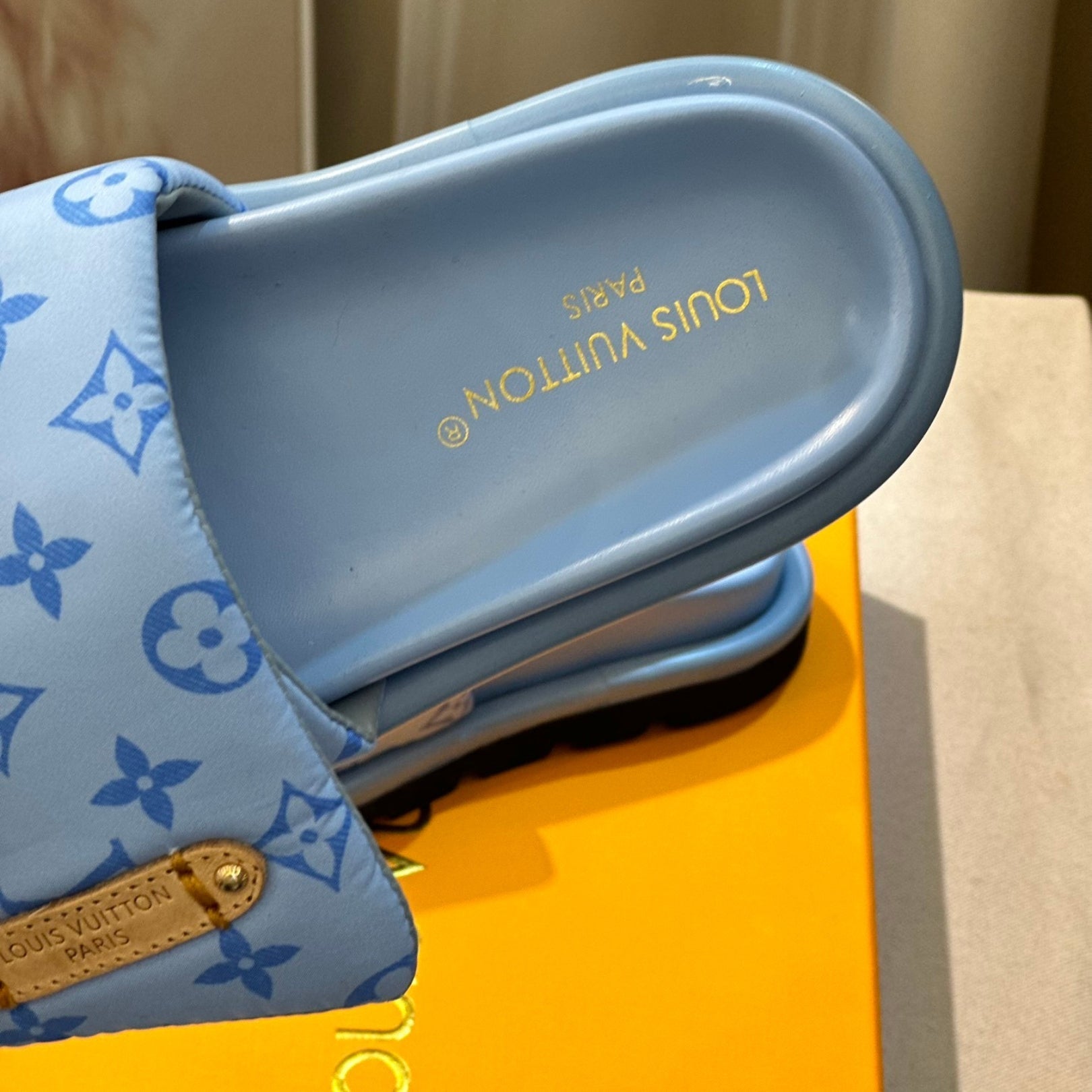 Lv Pool Pillow Flat Comfort Blue Flip Flops