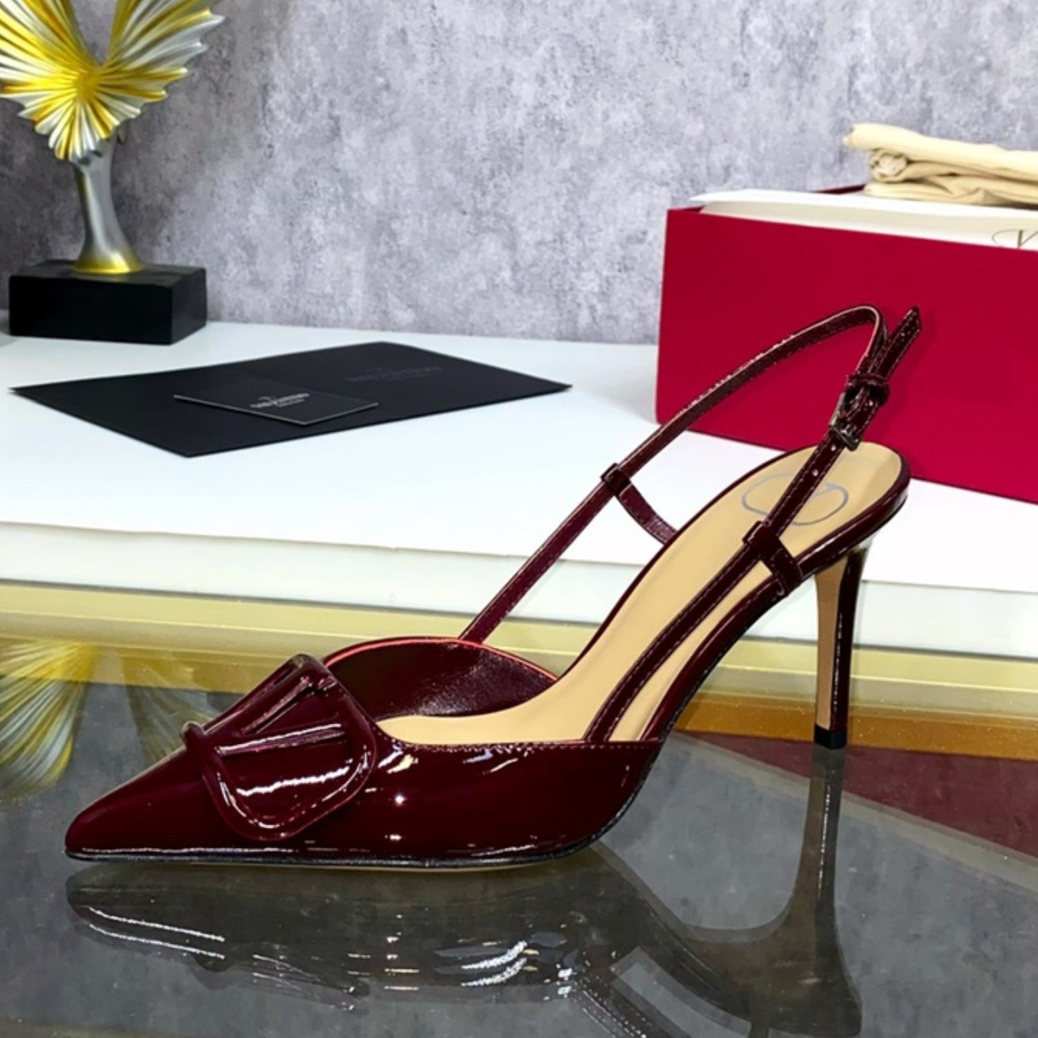 VLT Wine Leather Pumps with Front Logo 8cm Heel