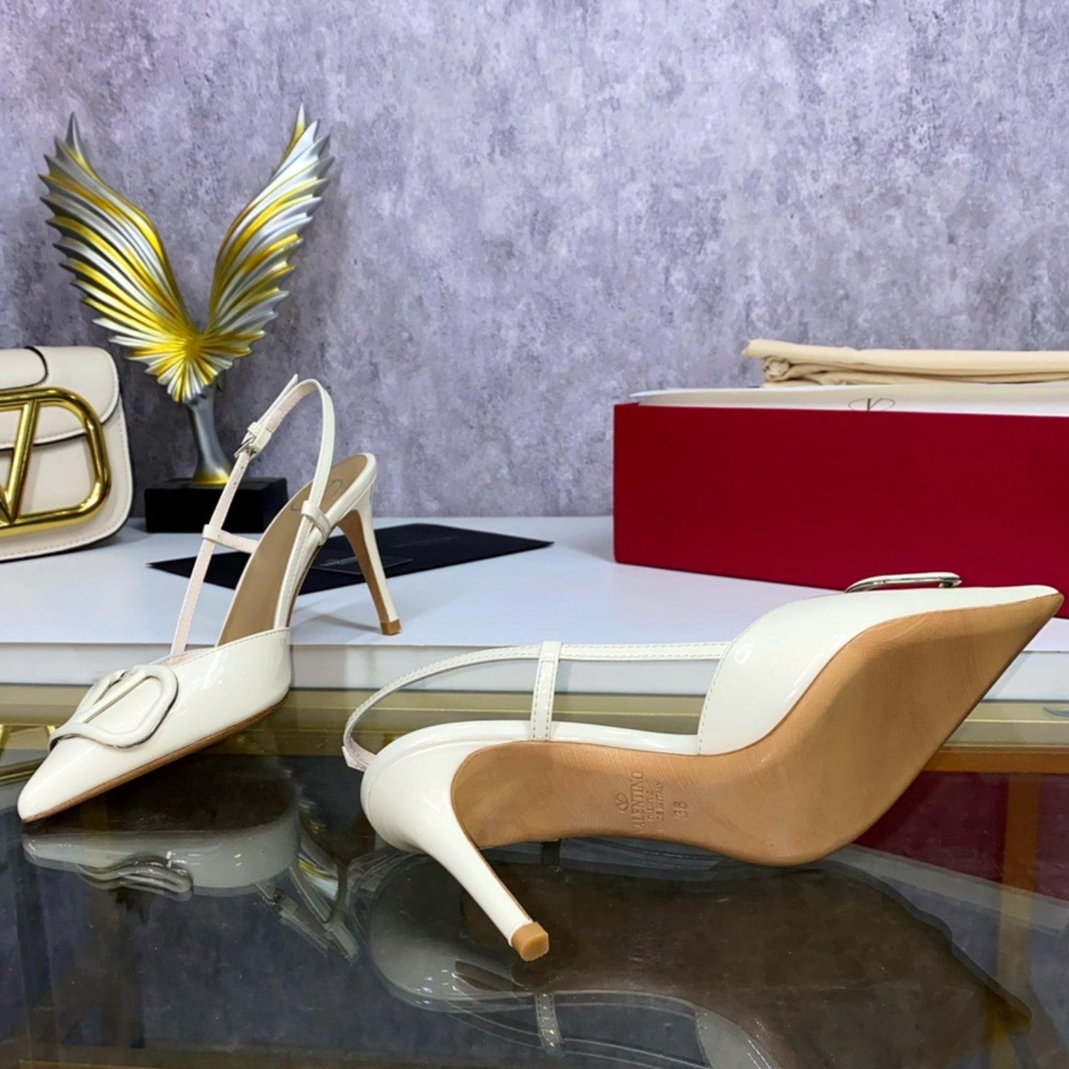 VLT Off-White Leather Pump with Front Logo 8cm Heel