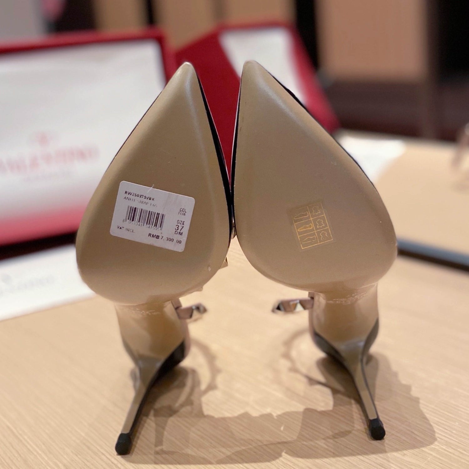 VLT Black Leather Pumps with Side Details, 9cm Heel