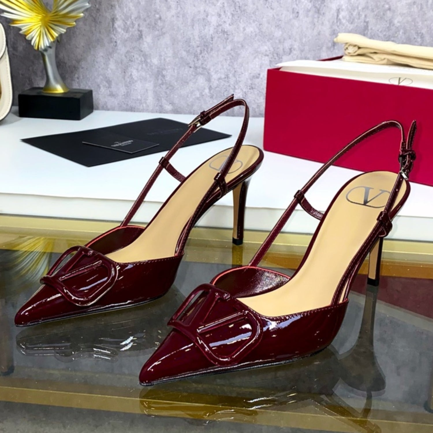 VLT Wine Leather Pumps with Front Logo 8cm Heel