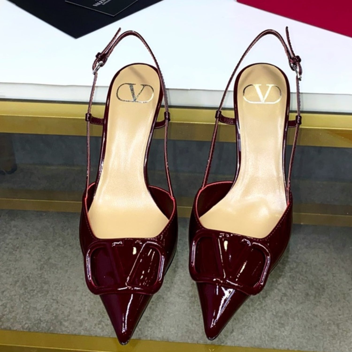 VLT Wine Leather Pumps with Front Logo 8cm Heel