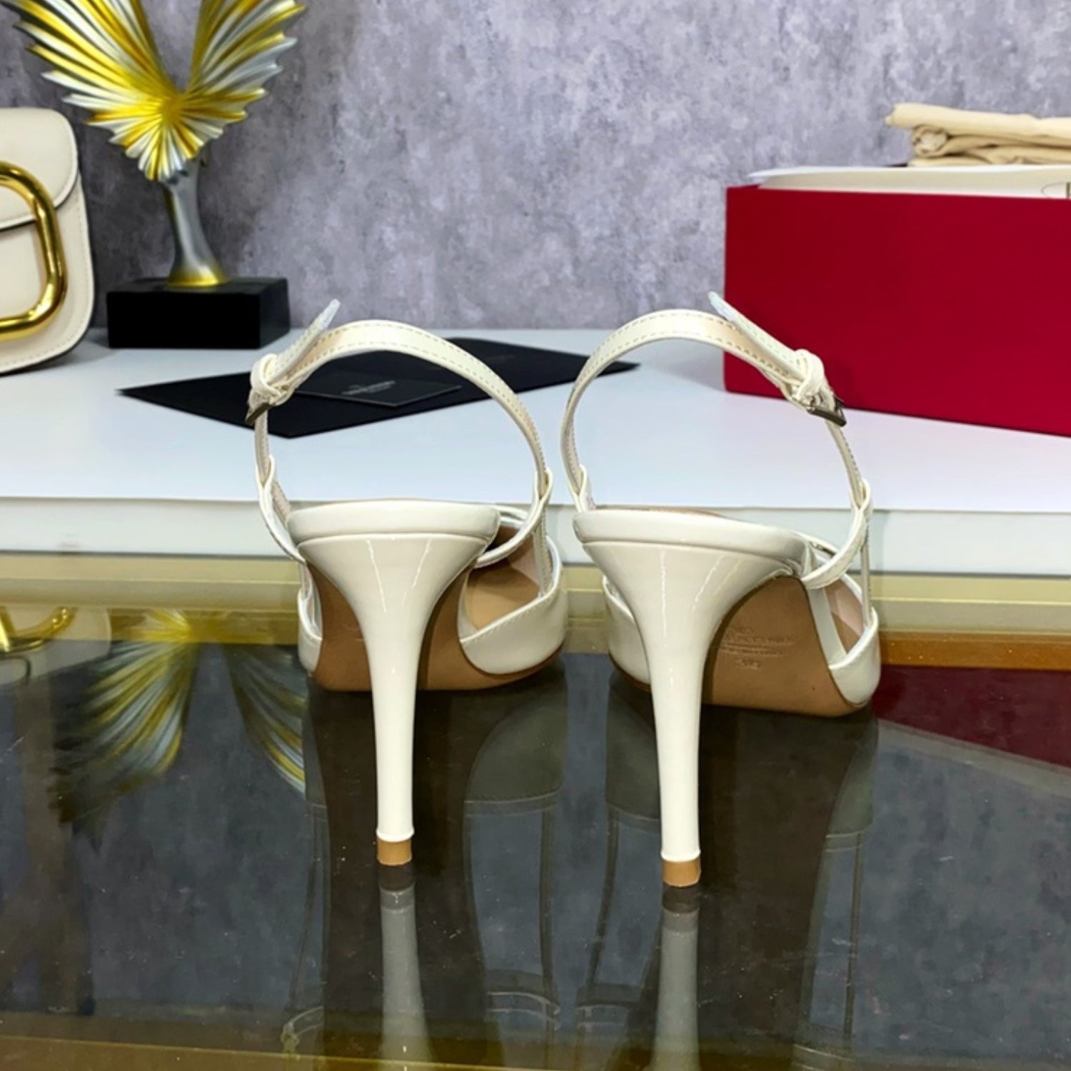 VLT Off-White Leather Pump with Front Logo 8cm Heel