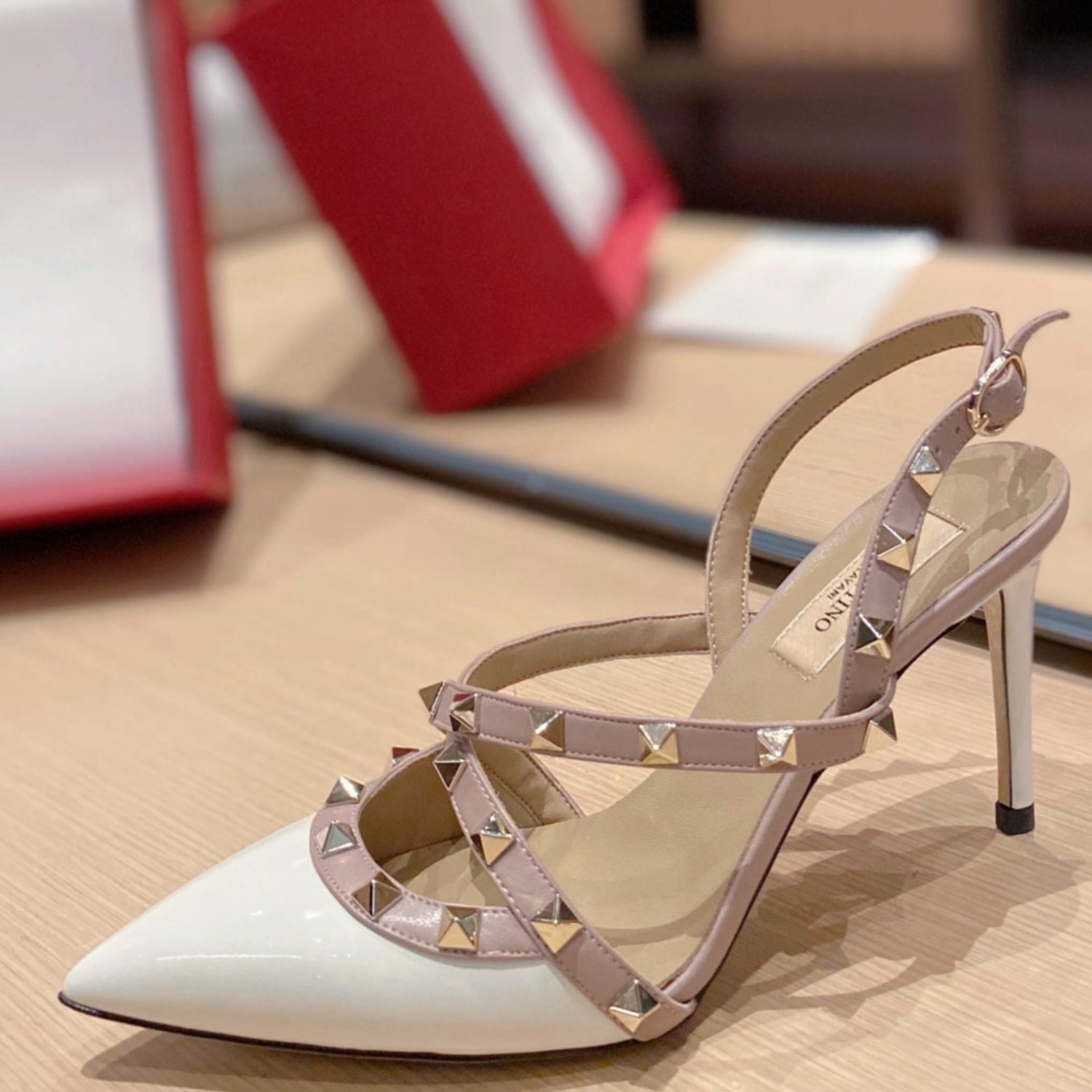 VLT White Leather Pumps with Upper Details, 9cm Heel