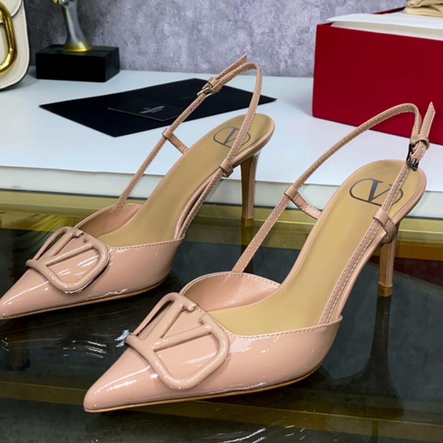 VLT Pink Leather Pumps with Front Logo 8cm Heel