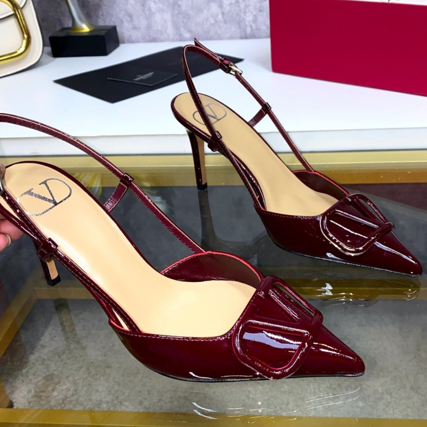 VLT Wine Leather Pumps with Front Logo 8cm Heel