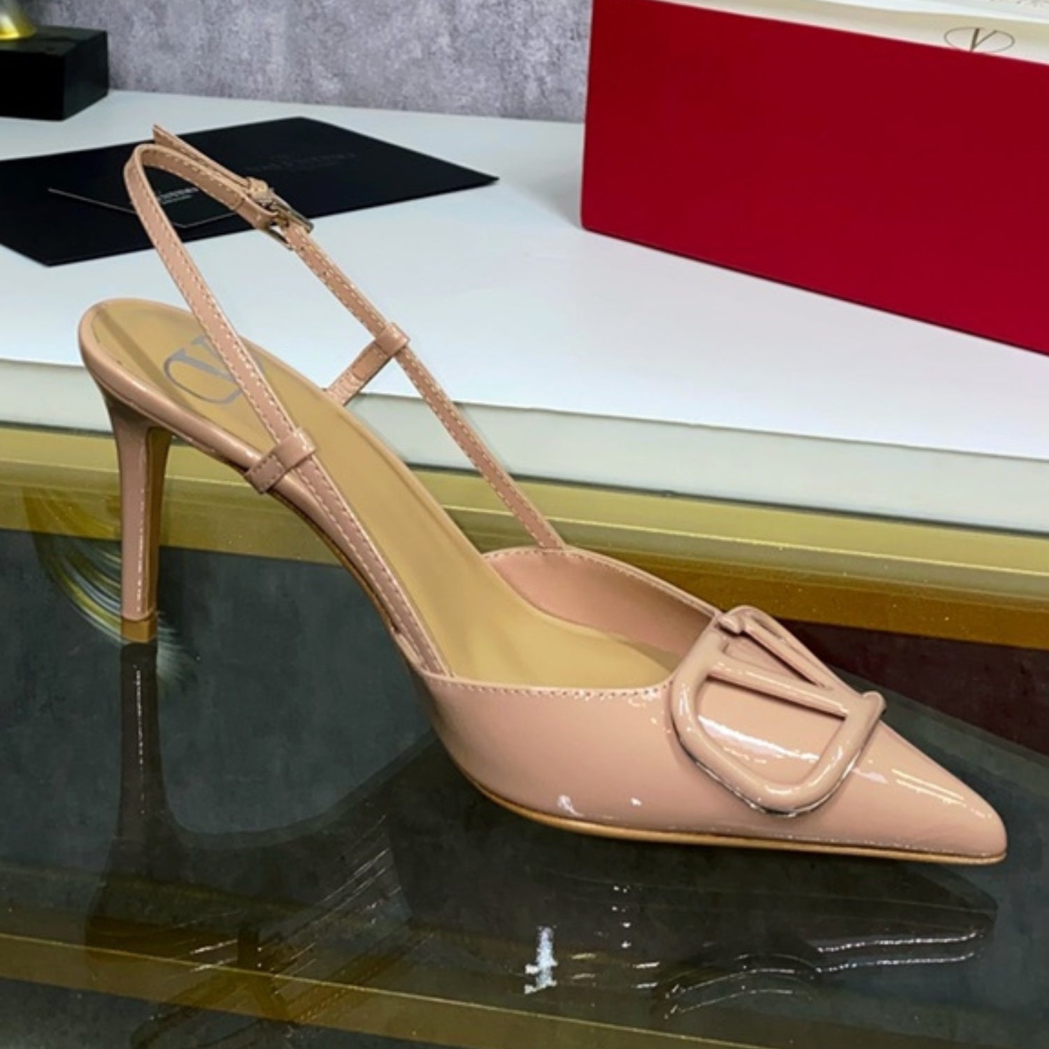 VLT Pink Leather Pumps with Front Logo 8cm Heel