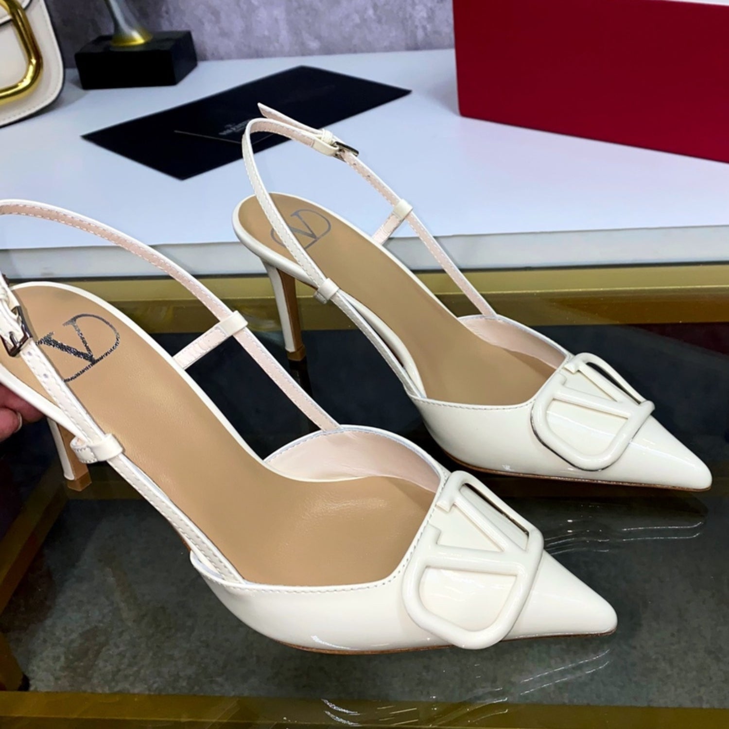 VLT Off-White Leather Pump with Front Logo 8cm Heel