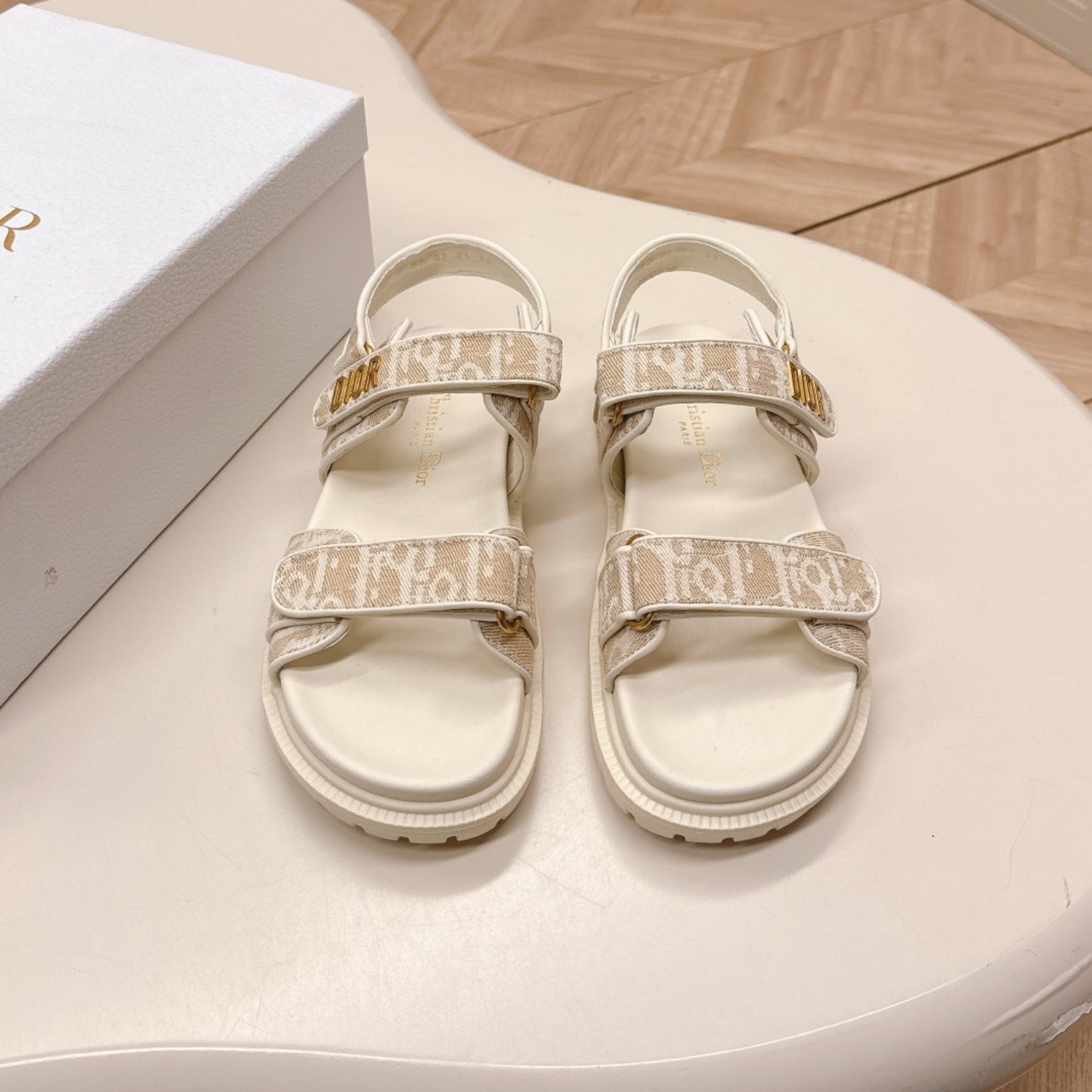 White and Beige Dio Dioract Sandal