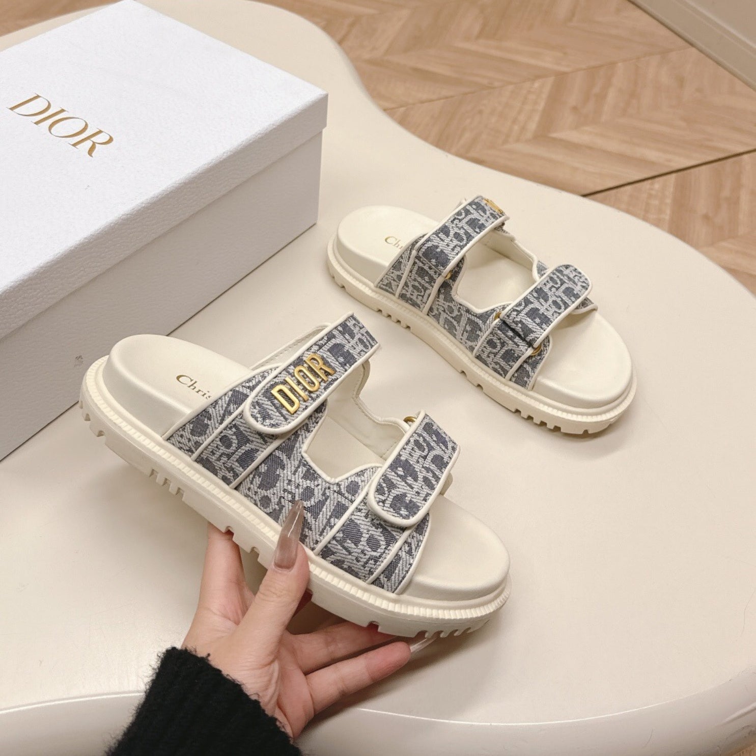 Dio Dioract Slide Sandal White and Gray