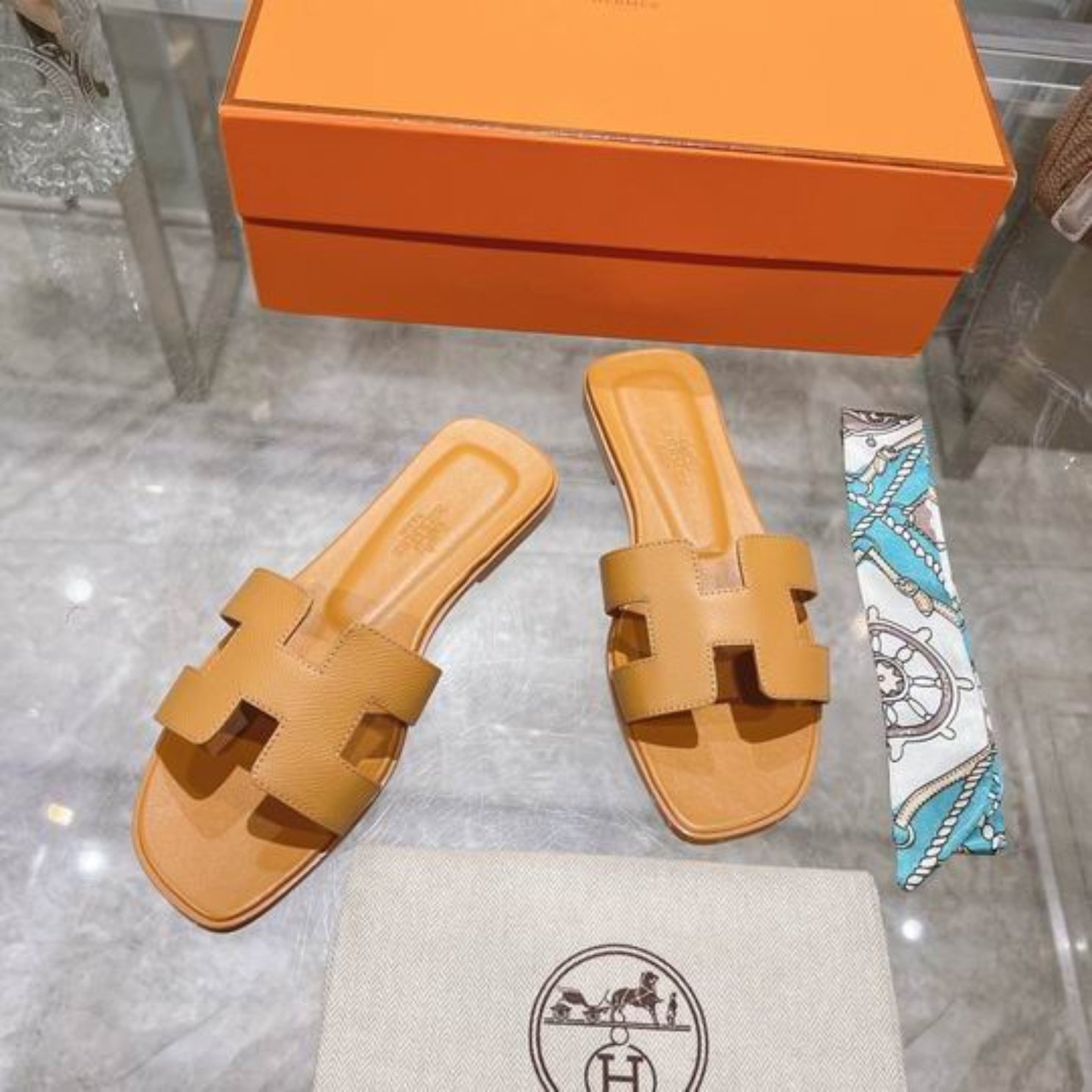 HRMS Oran Caramel Sandal