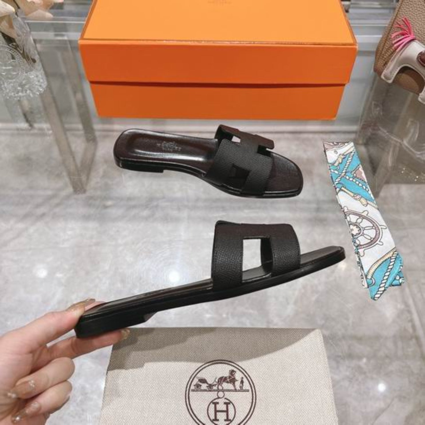 HRMS Oran Black II Sandal