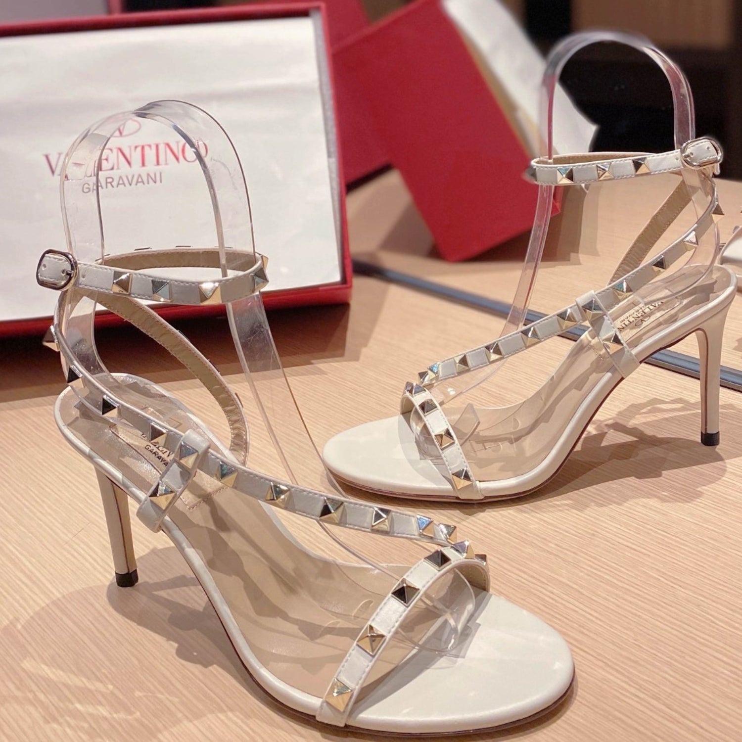VLT Beige Leather Sandal with details, 8cm heel