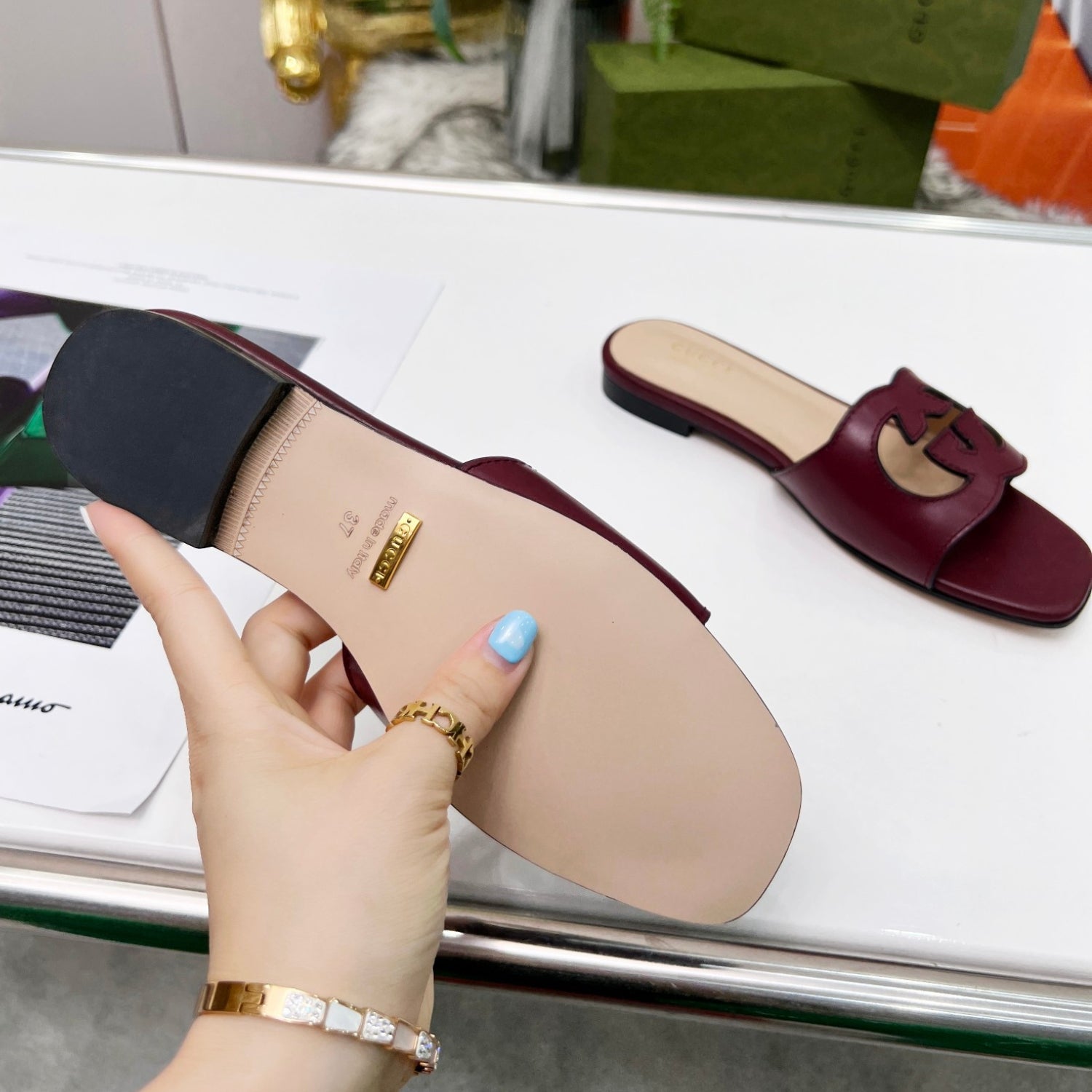 GG Leather Sandal with GG Wine Interlocking