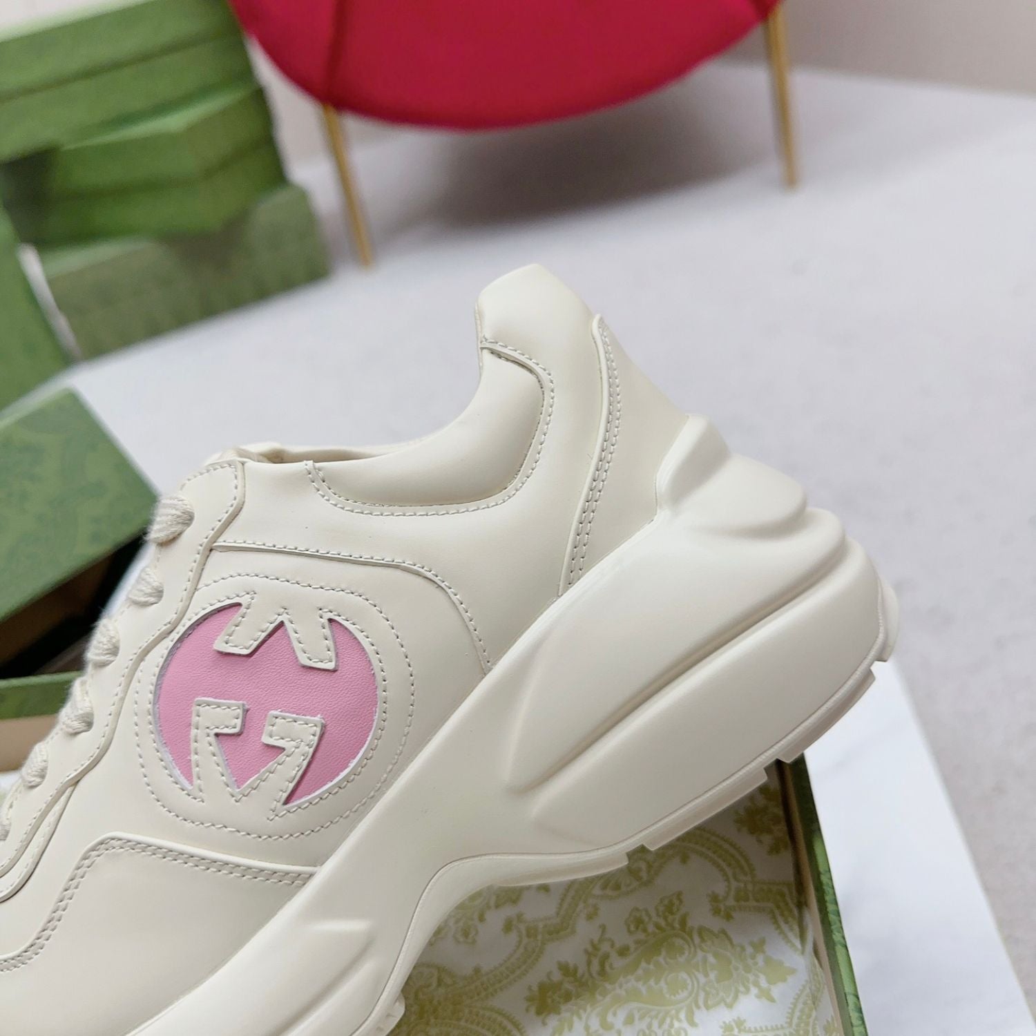 GG Rhyton Tennis Shoes with Pink