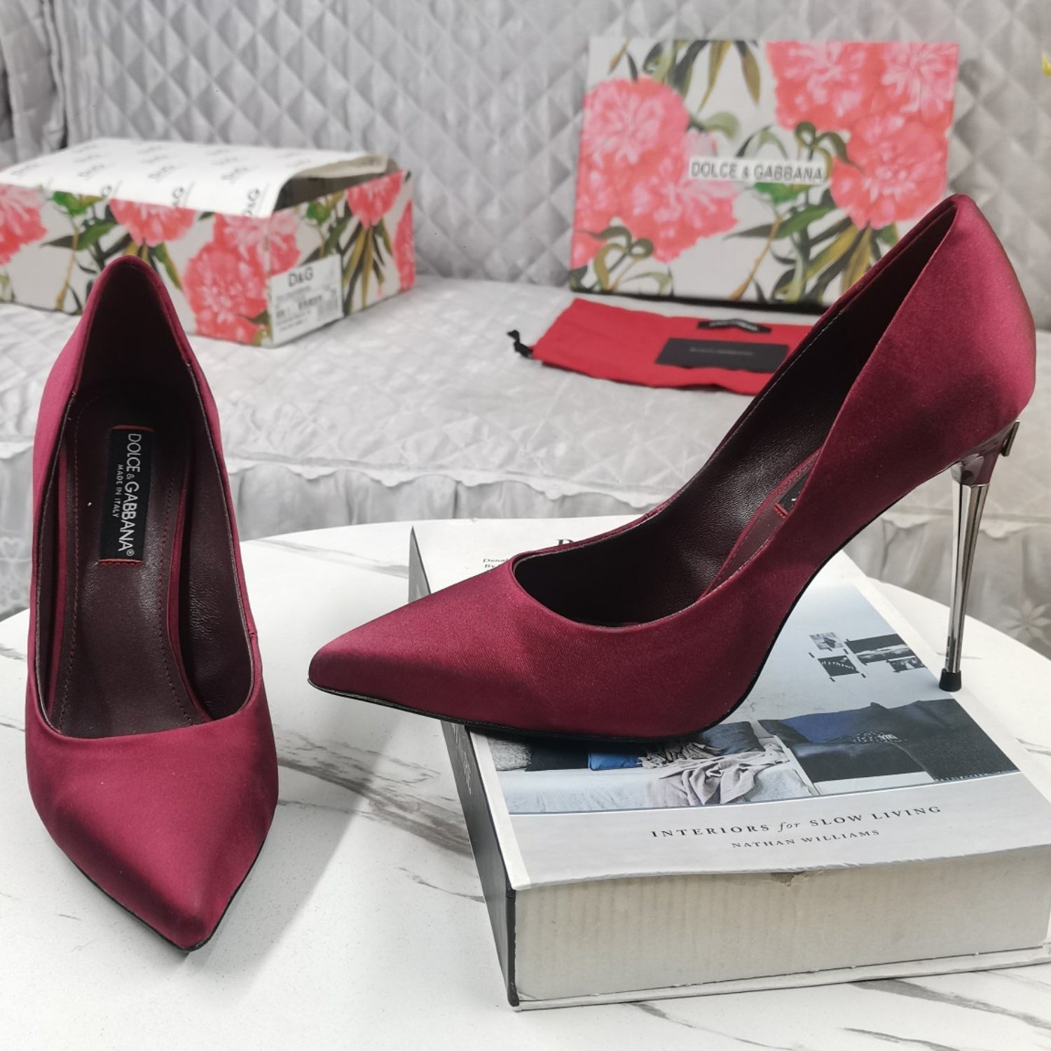 DG Wine Pumps with Logo on the 10.5cm heel