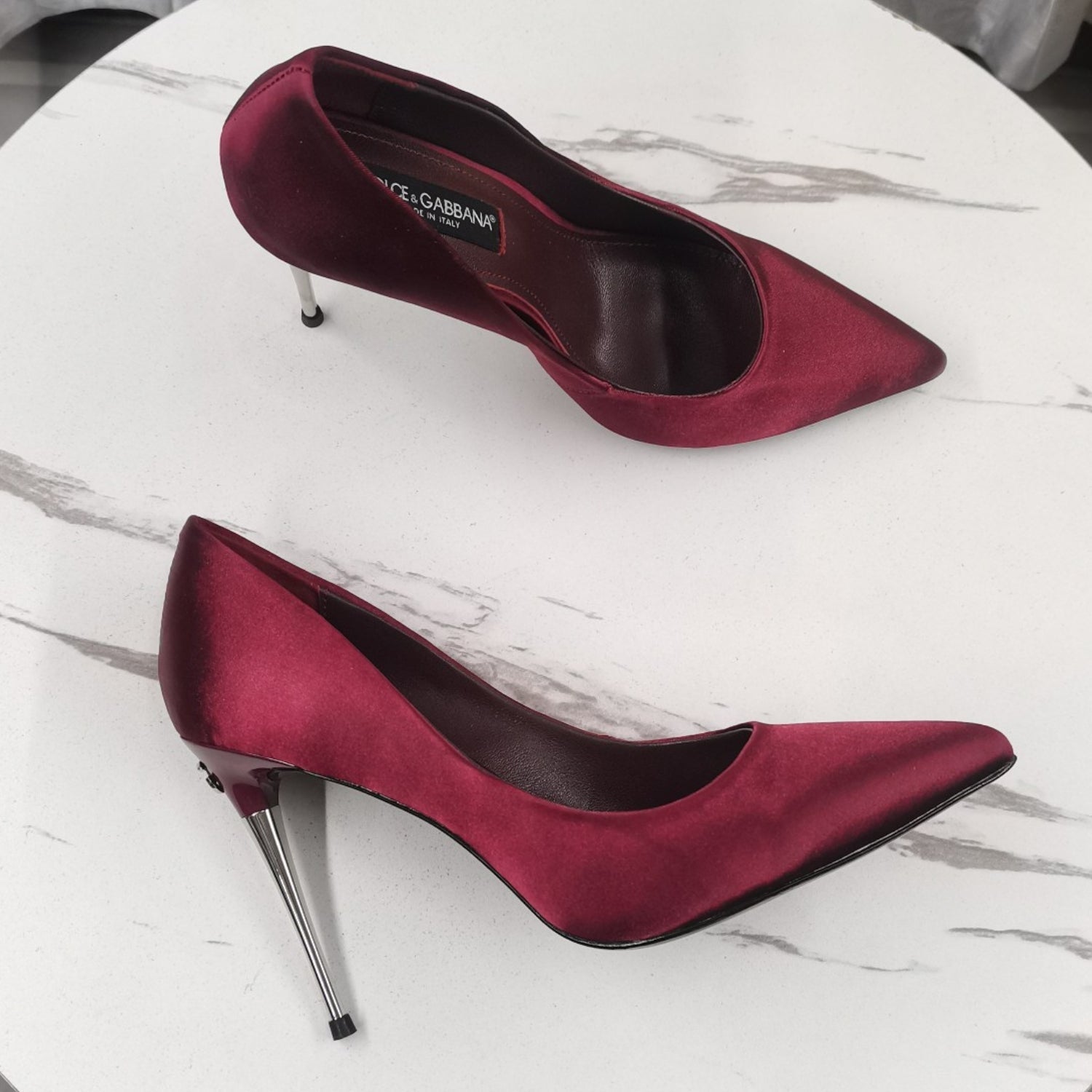 DG Wine Pumps with Logo on the 10.5cm heel