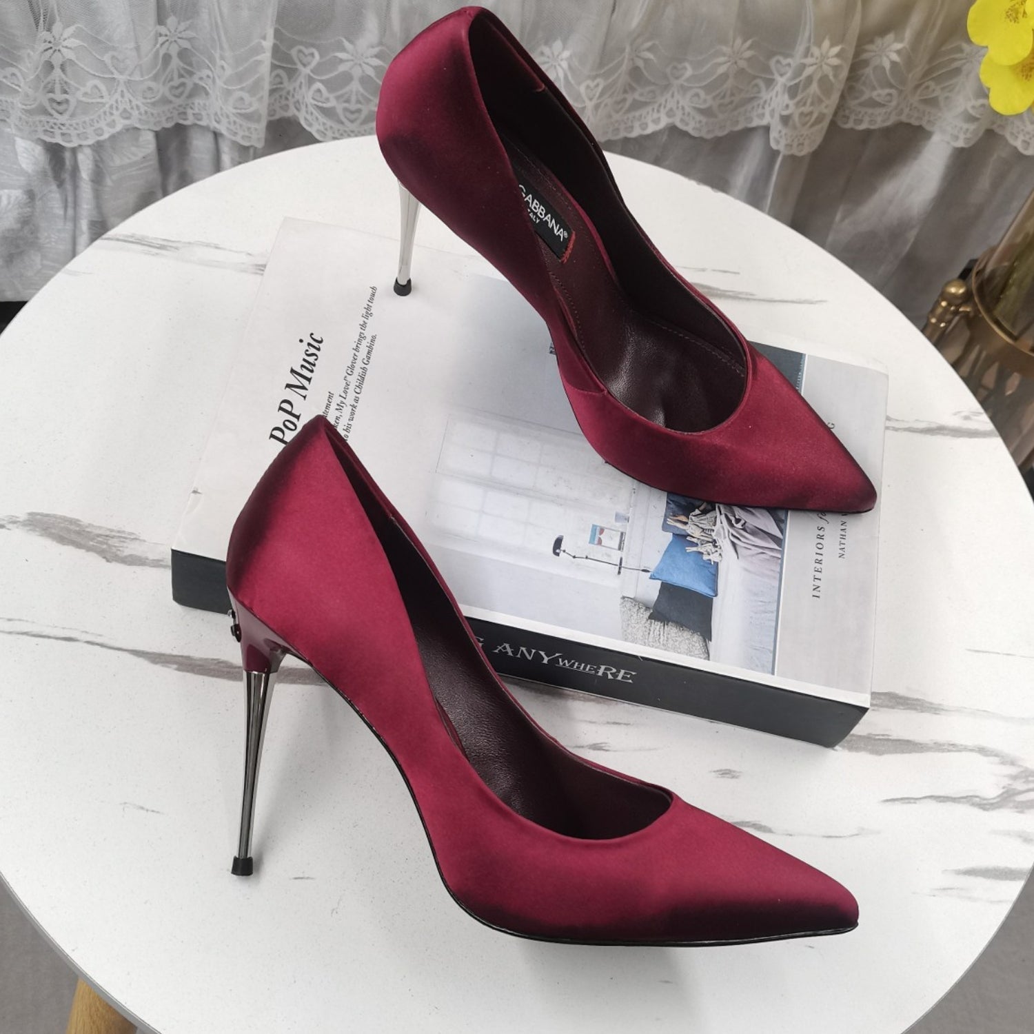 DG Wine Pumps with Logo on the 10.5cm heel