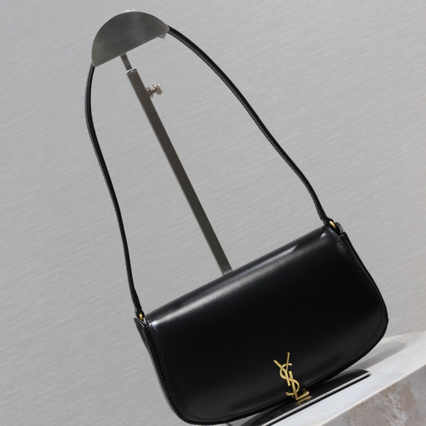 Bolsa YSL Voltaire mini Preta de couro