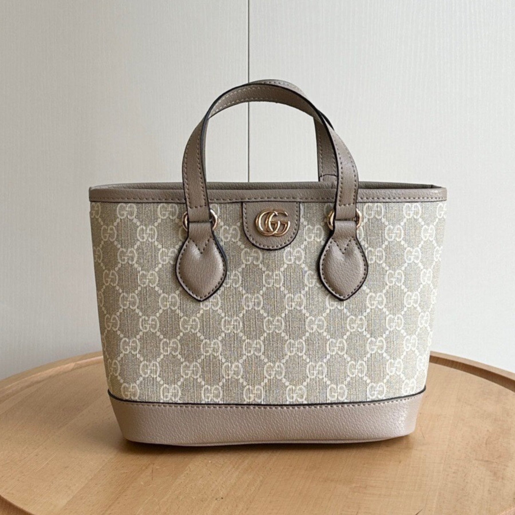 GG Ophidia Tote Mini Supreme Bag Beige and White 22cm