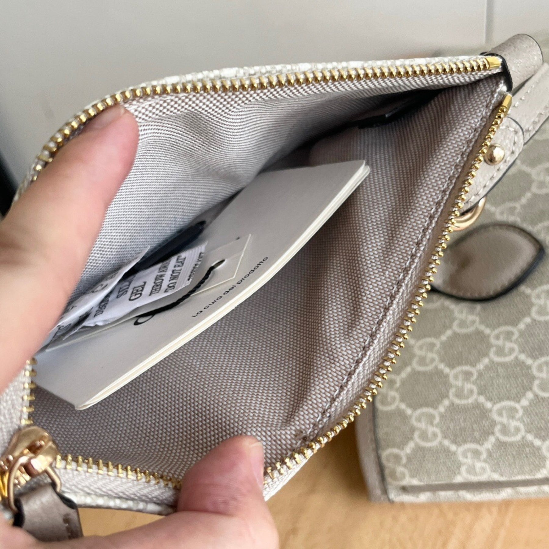 GG Ophidia Tote Mini Supreme Bag Beige and White 22cm