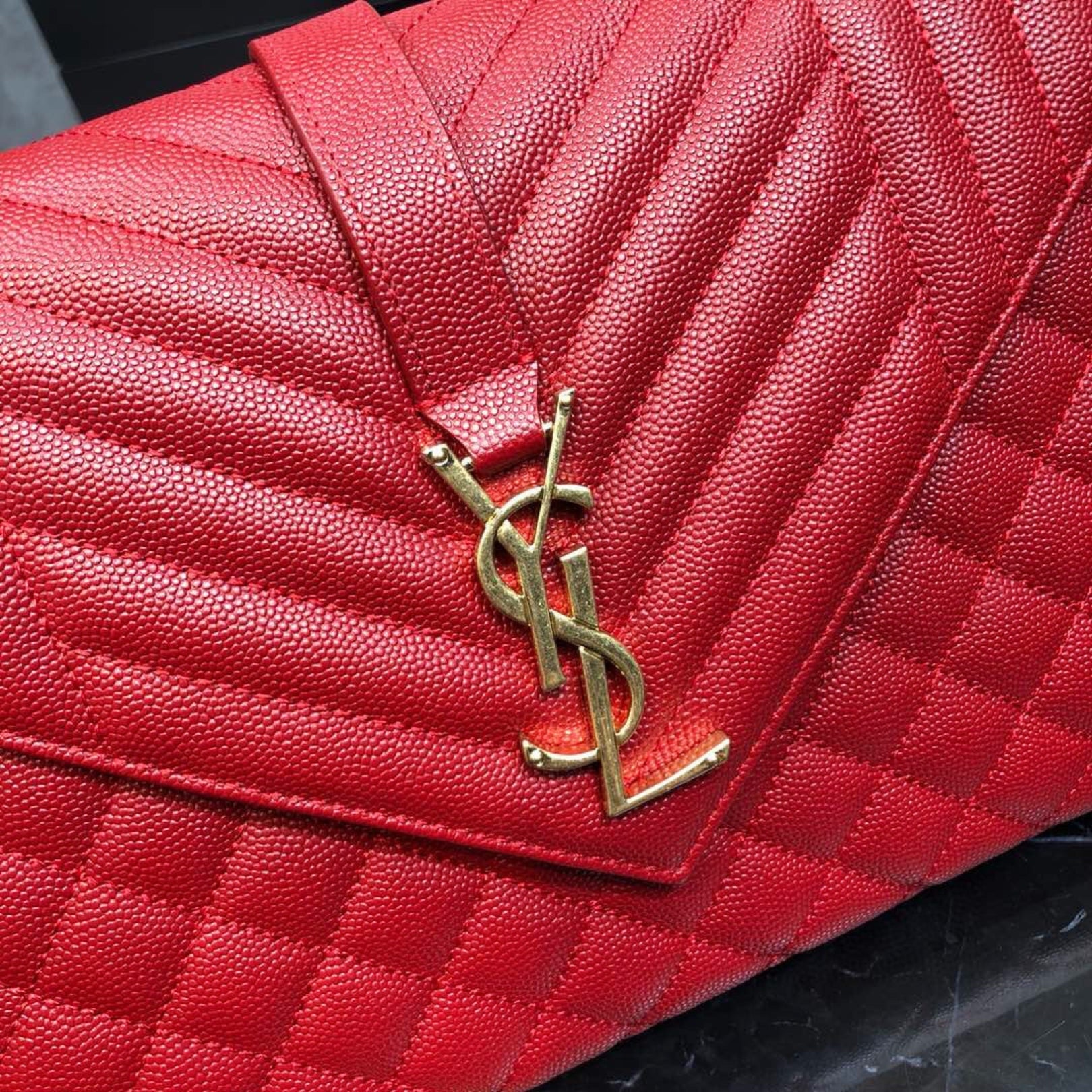 YSL Medium Envelope Shoulder Bag Red 24cm