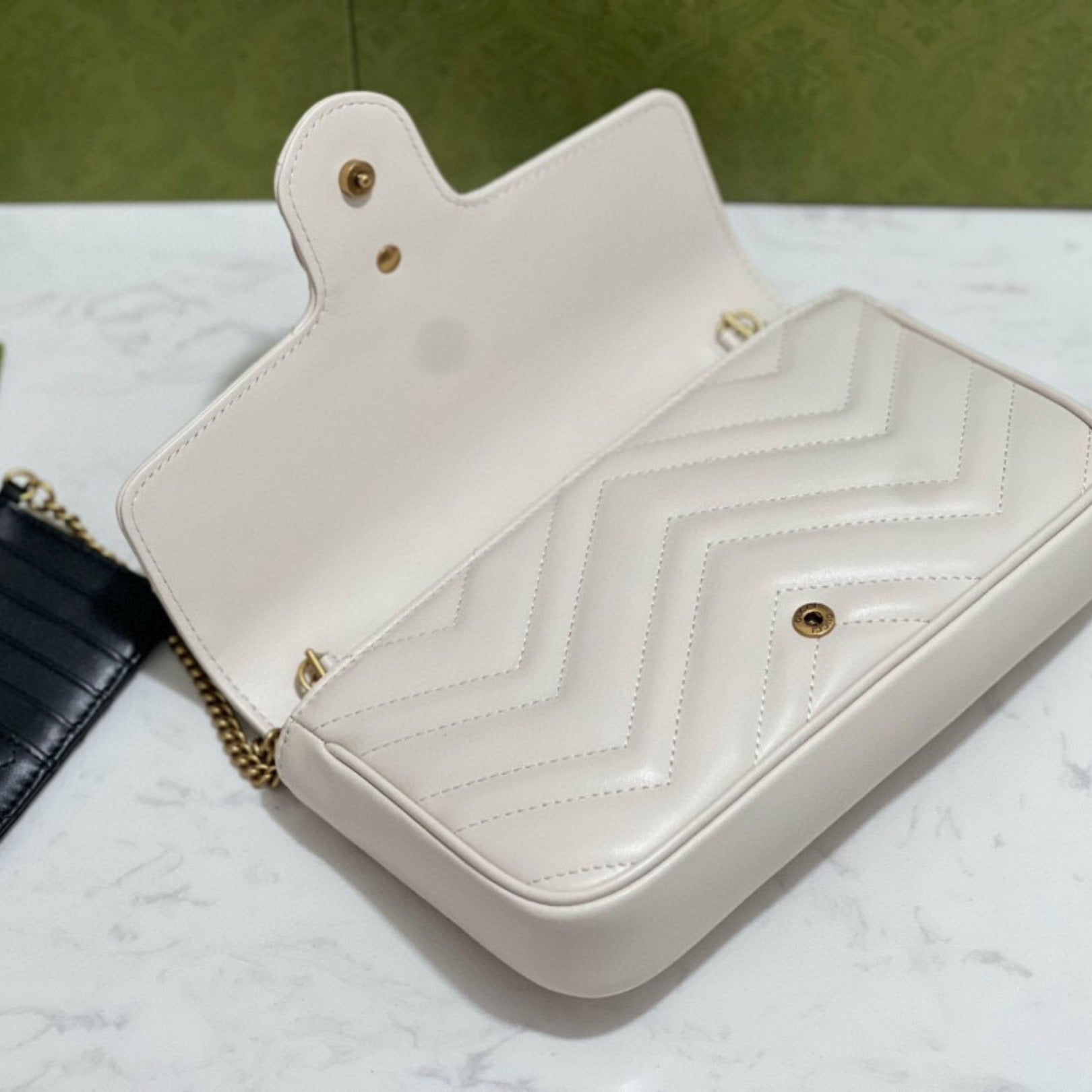 GG Marmont Mini White Bag 21.5cm