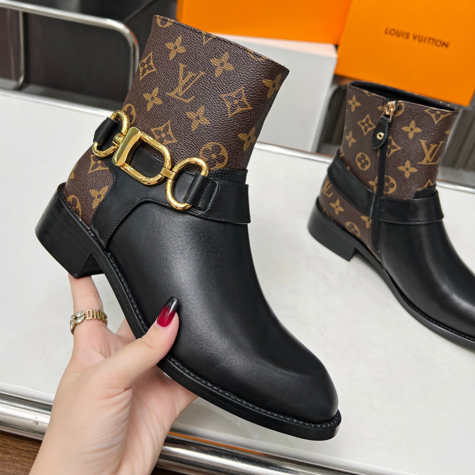 Bota LV Flat Westside Monogram