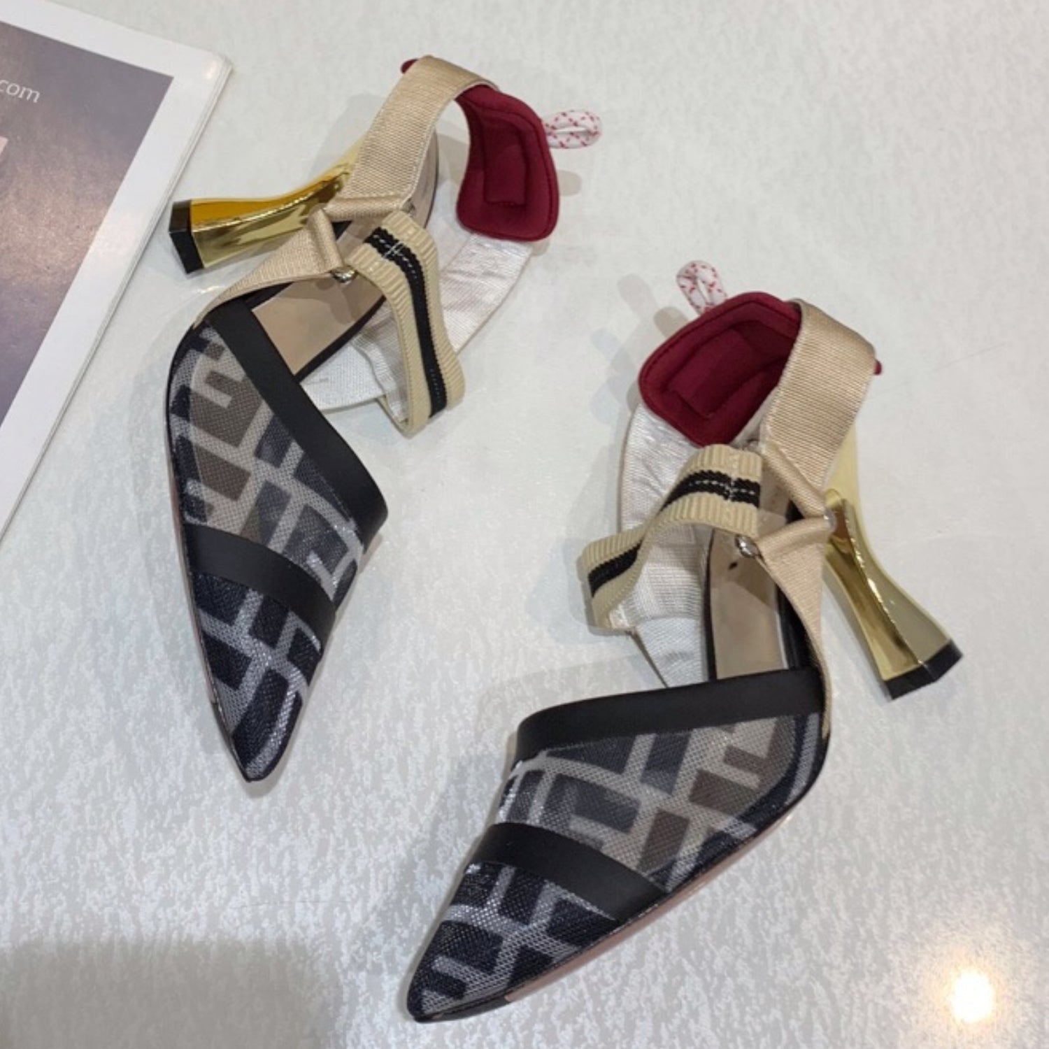 FND Black and Beige Pumps with Canvas Leather and 9.5cm Gold Heel