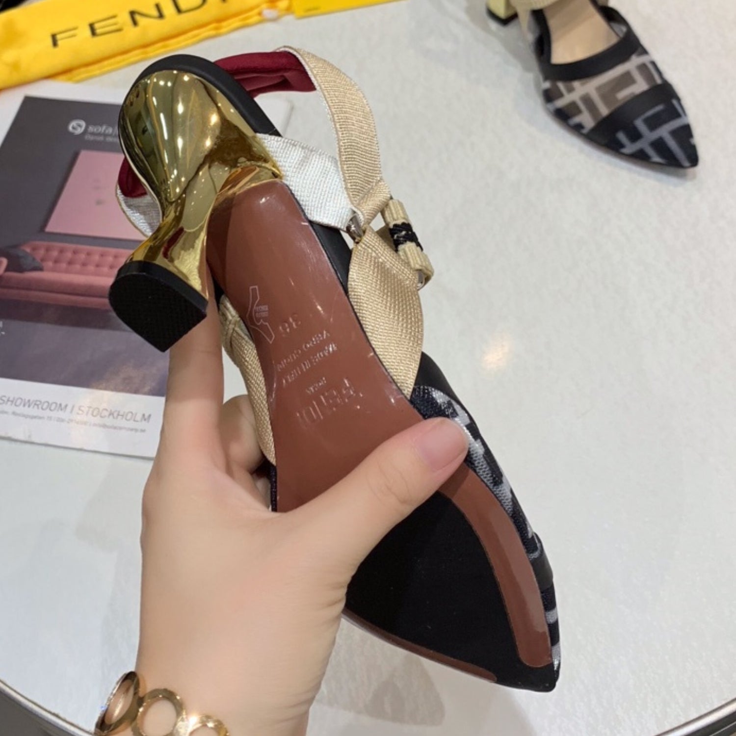 FND Black and Beige Pumps with Canvas Leather and 9.5cm Gold Heel