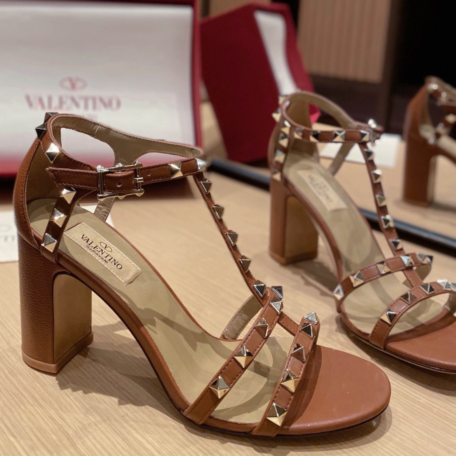 VLT Brown Leather Sandal with details, 8.5cm heel