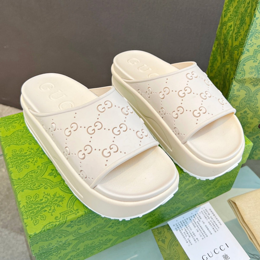 Slide Flip Flop GG Pink Canvas Details